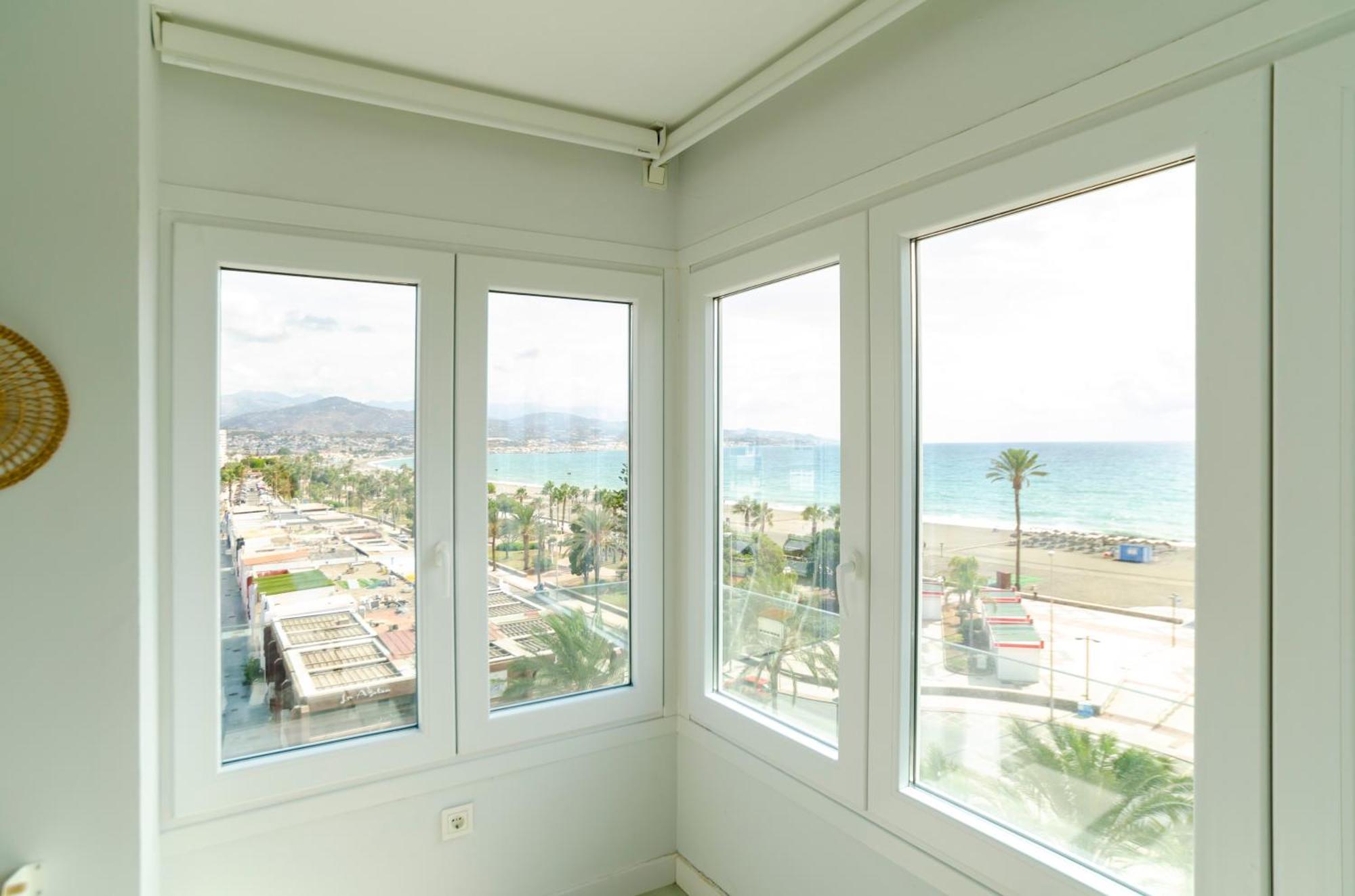 Appartamento A&C Vistas Al Mar Luxury Torre Del Mar Esterno foto