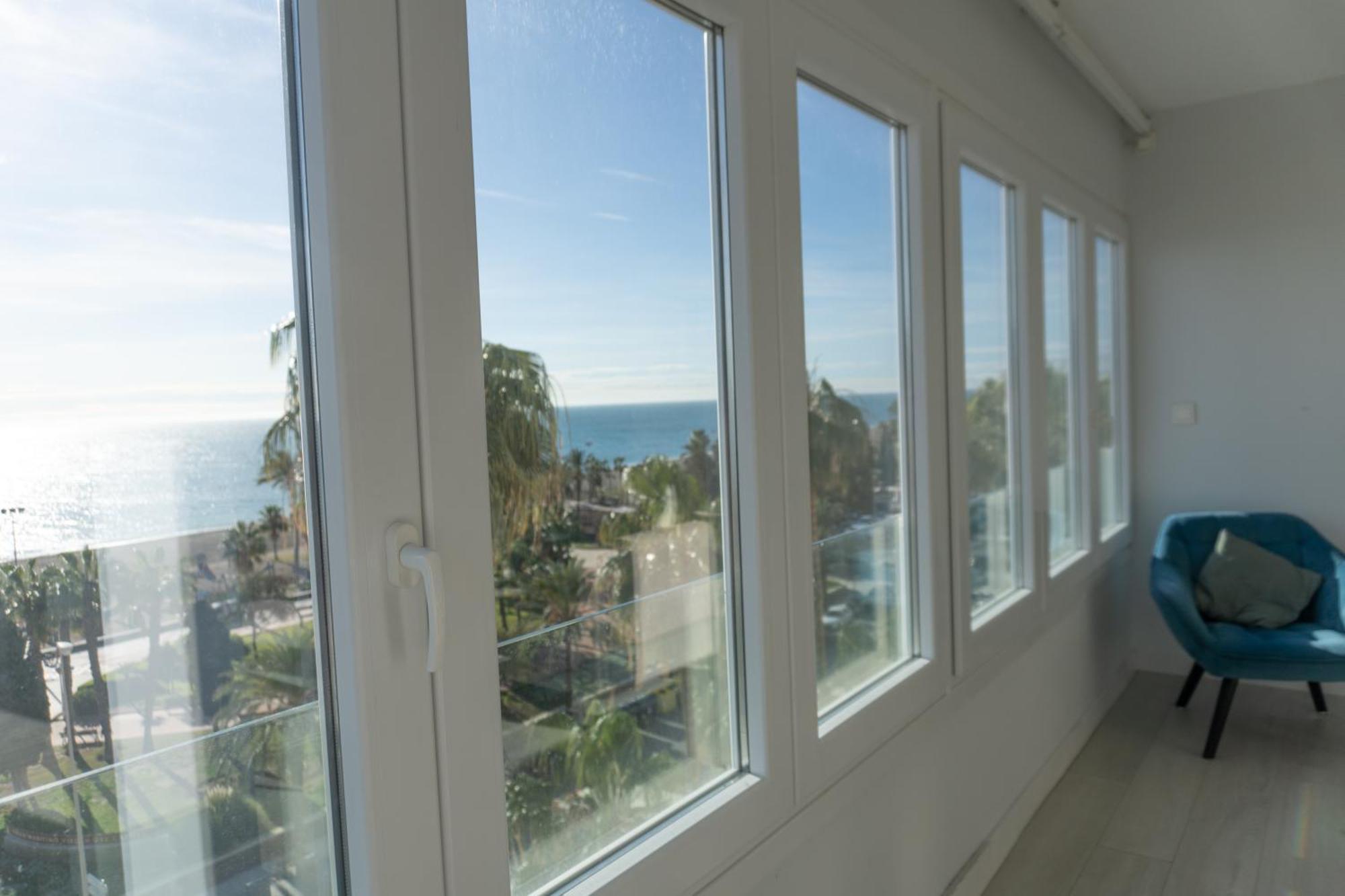 Appartamento A&C Vistas Al Mar Luxury Torre Del Mar Esterno foto